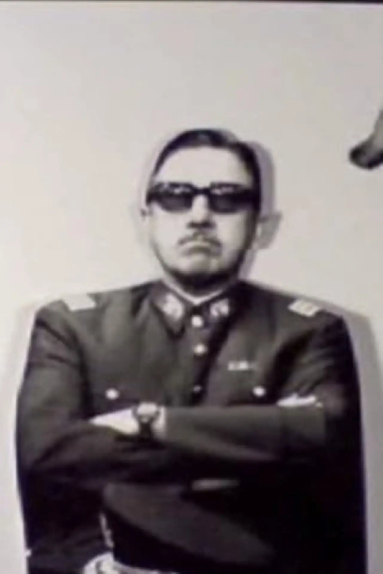 Plakat filmowy "Adieu Général"