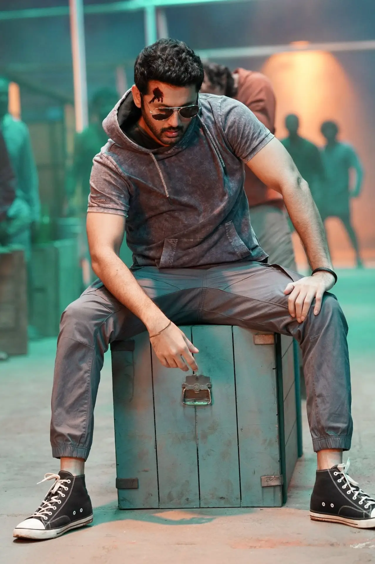 Plakat filmowy "రాబిన్‌హుడ్"
