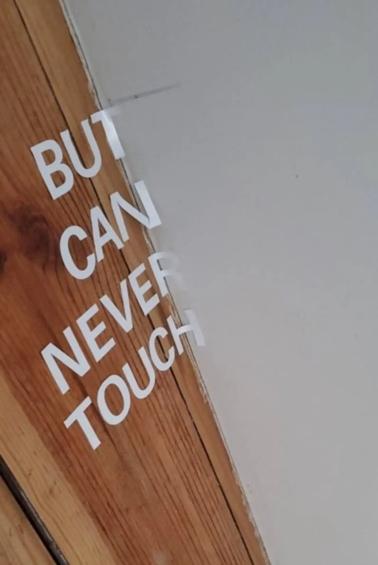 Plakat filmowy "Dear Ceiling"