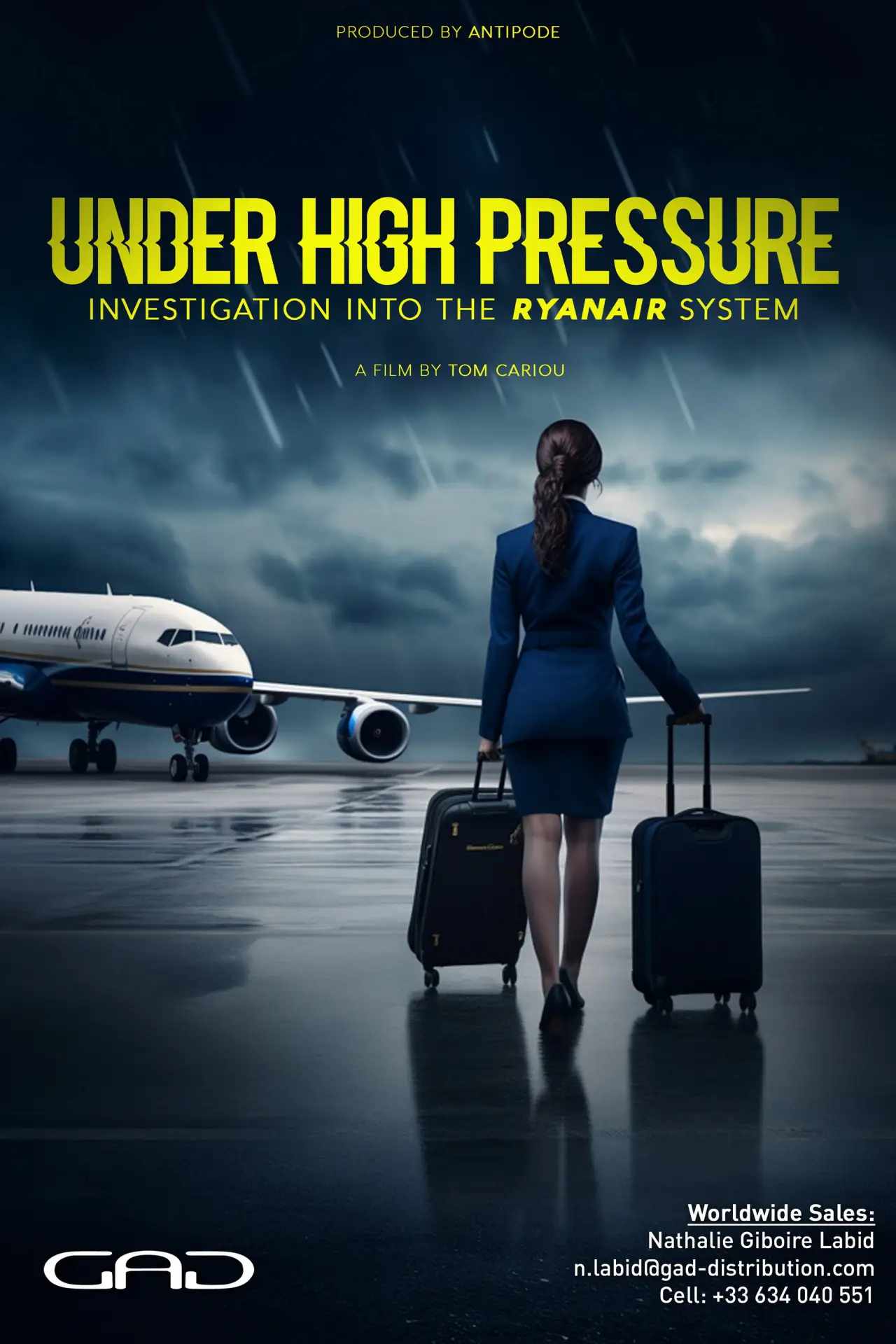 Plakat filmowy "Sous haute pression, le système Ryanair"