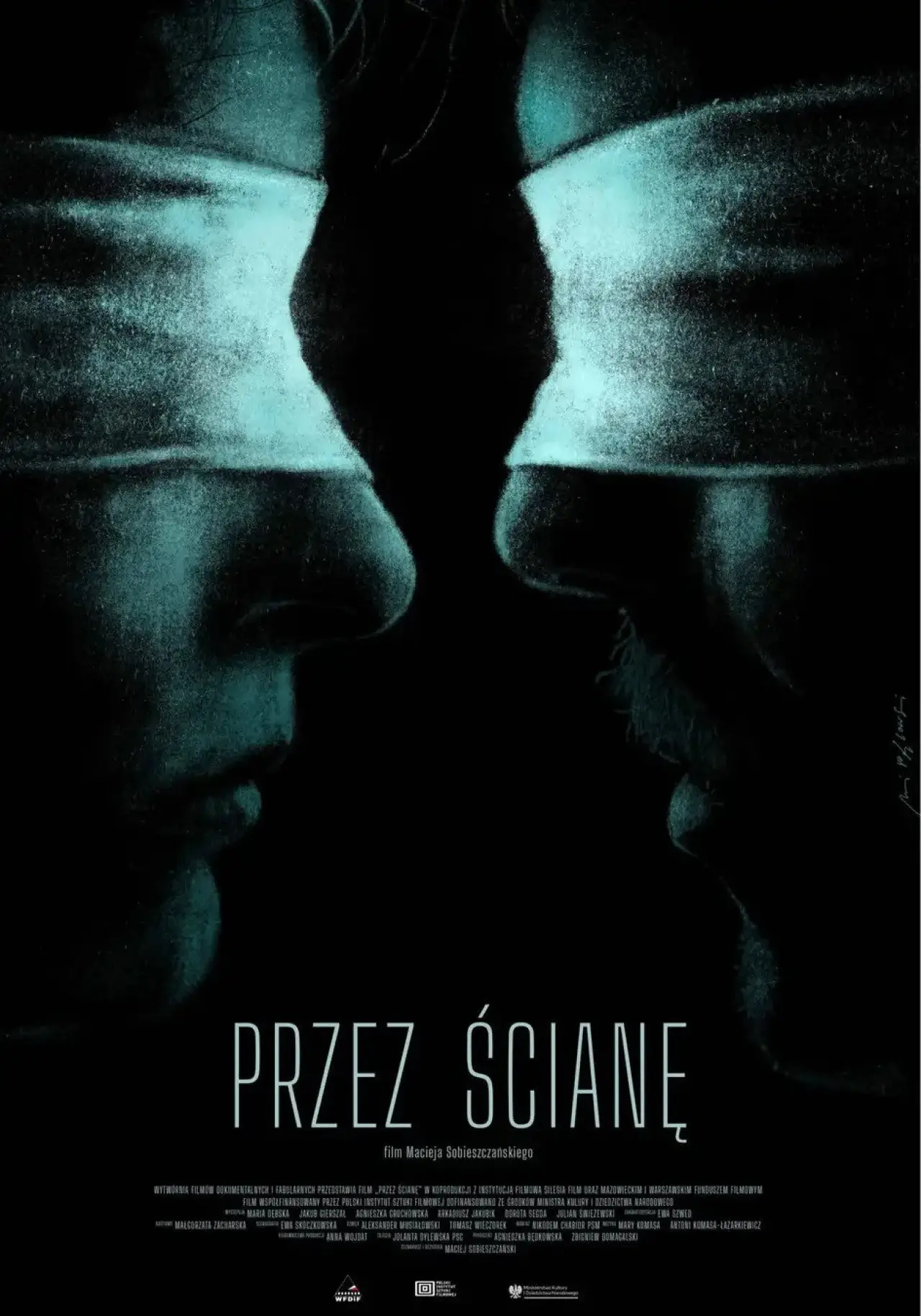 Plakat filmowy "Przez ścianę"