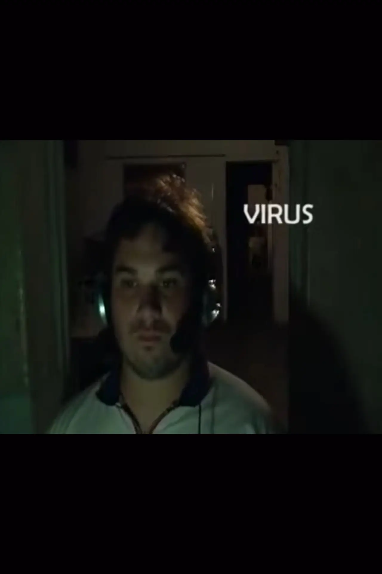 Plakat filmowy "Virus"