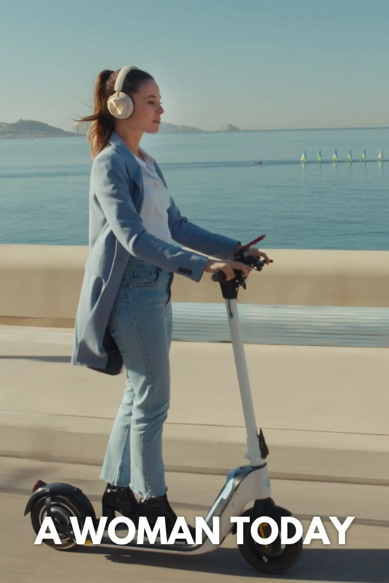 Plakat filmowy "Une femme aujourd’hui"