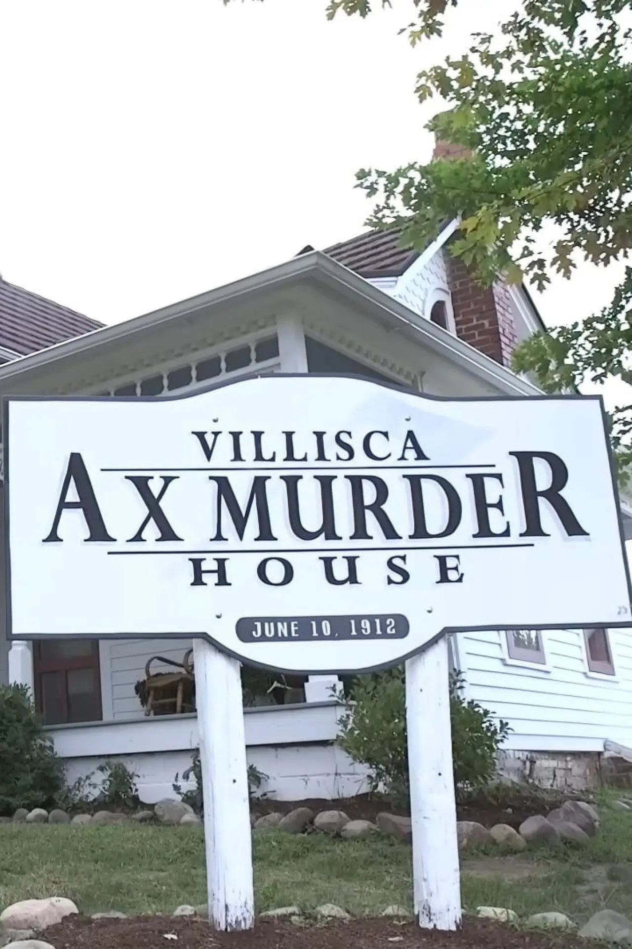 Plakat filmowy "Red Letter Media Investigates: The Villisca Ax Murder House"