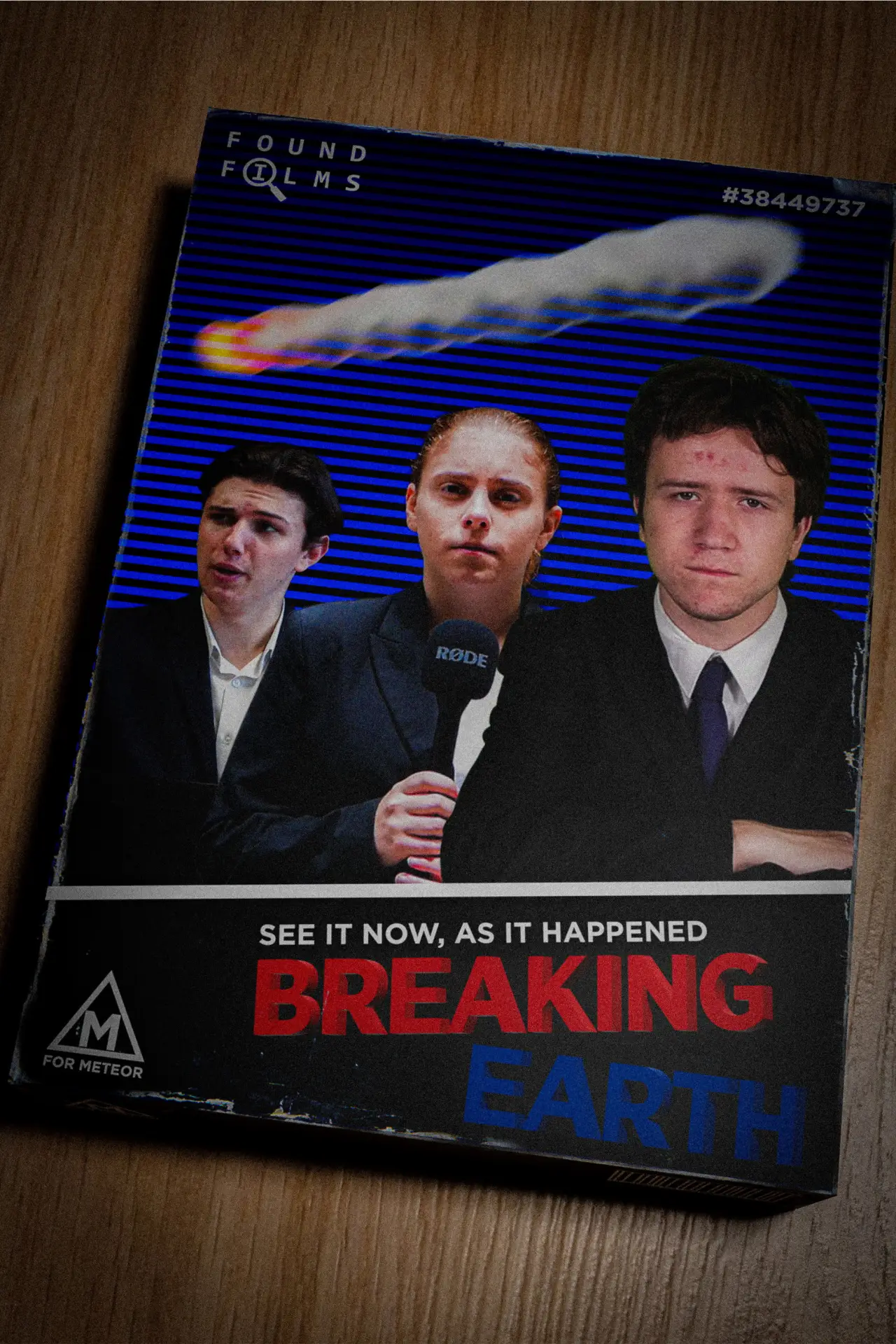 Plakat filmowy "BREAKING: Earth"