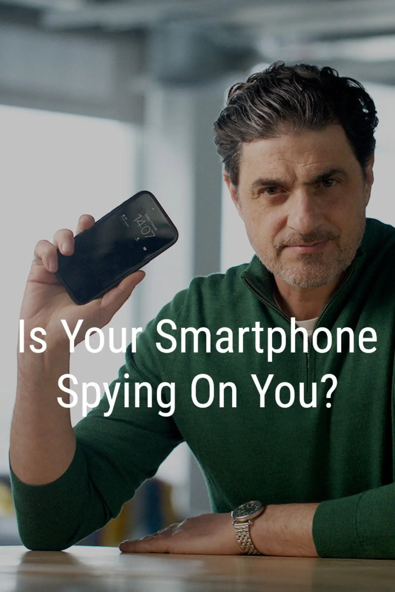 Plakat filmowy "Is Your Smartphone Spying On You?"