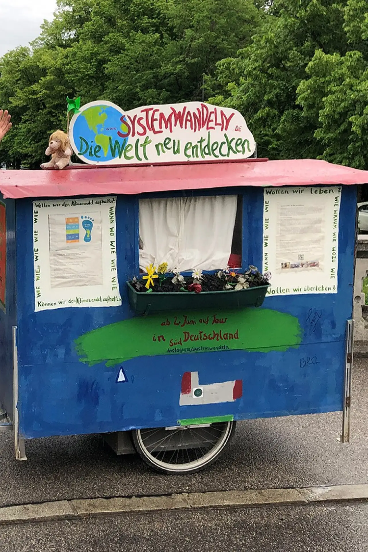 Plakat filmowy "Systemwandeln - Die Welt neu entdecken"