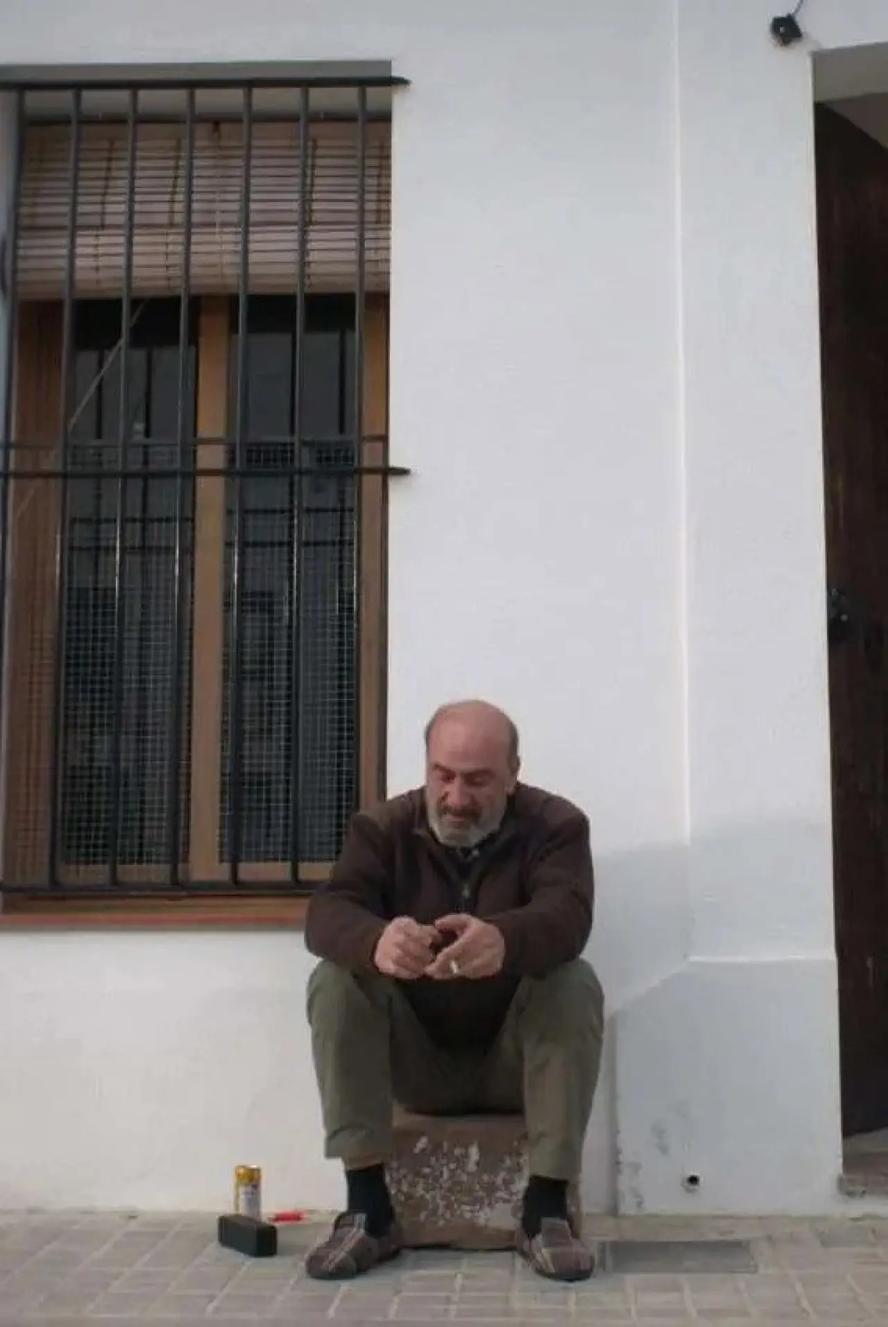 Plakat filmowy "Jordi i Nil, la conversa infinita"
