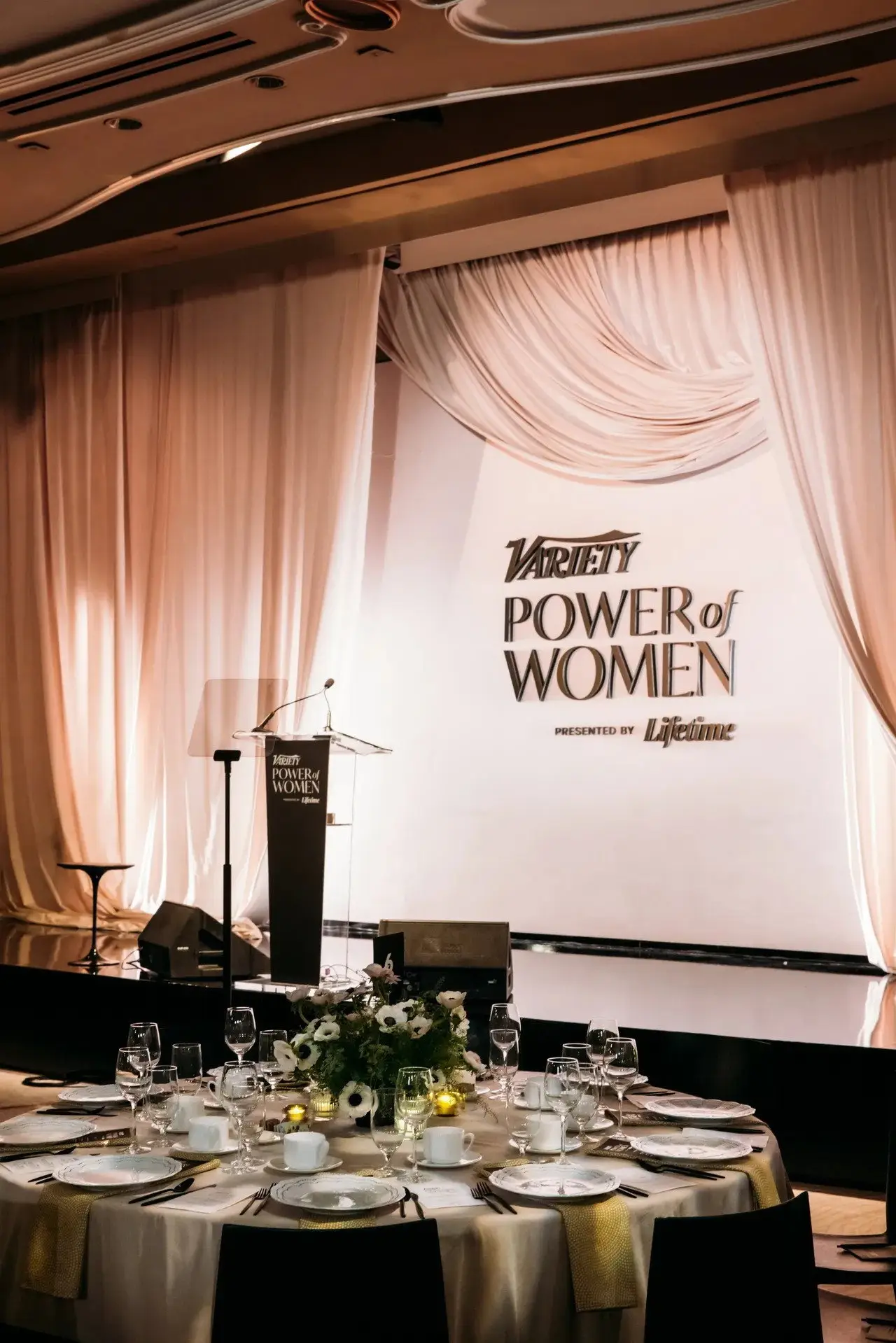 Plakat filmowy "Variety’s Power of Women London"