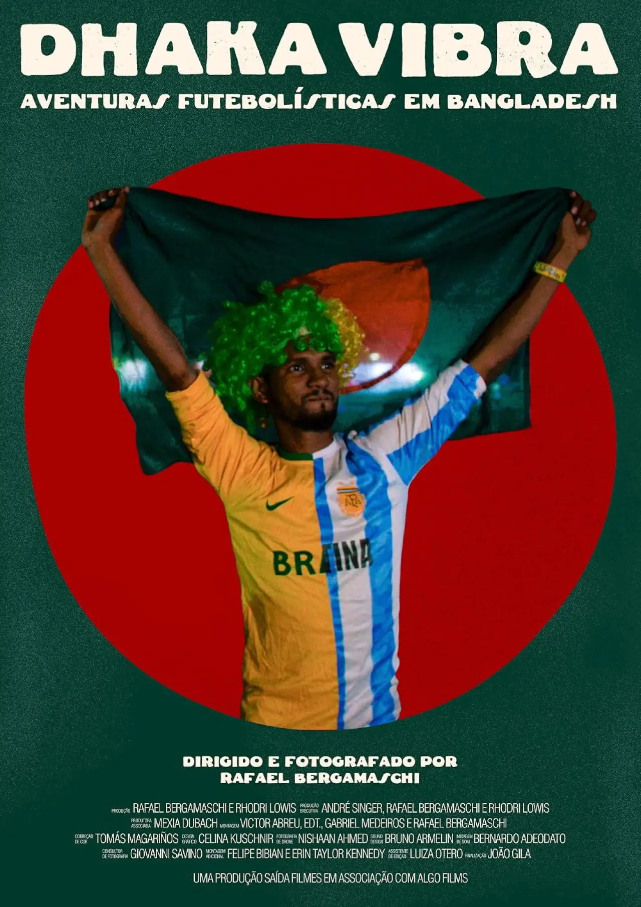 Plakat filmowy "Dhaka Vibra – Aventuras Futebolísticas em Bangladesh"