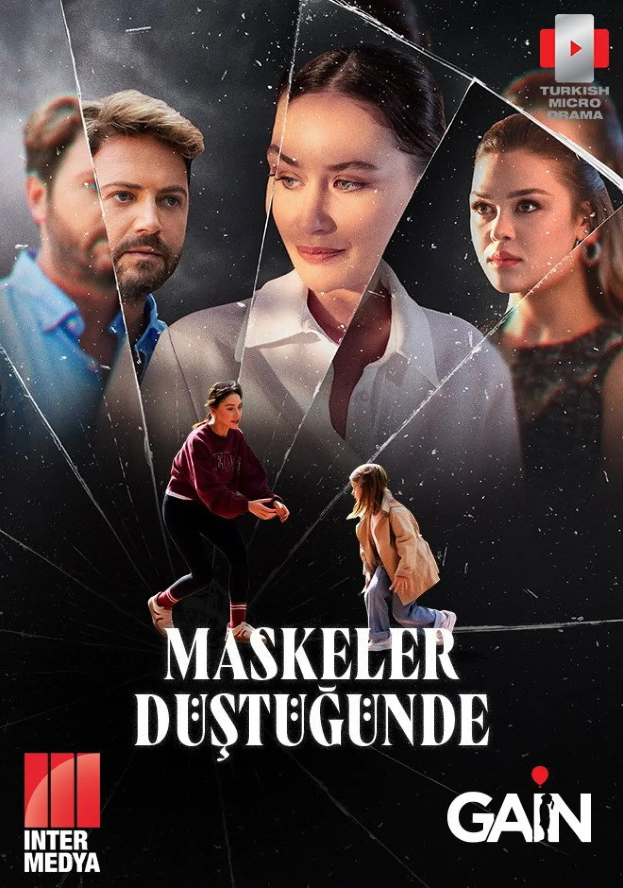 Plakat filmowy "Maskeler Düştüğünde"
