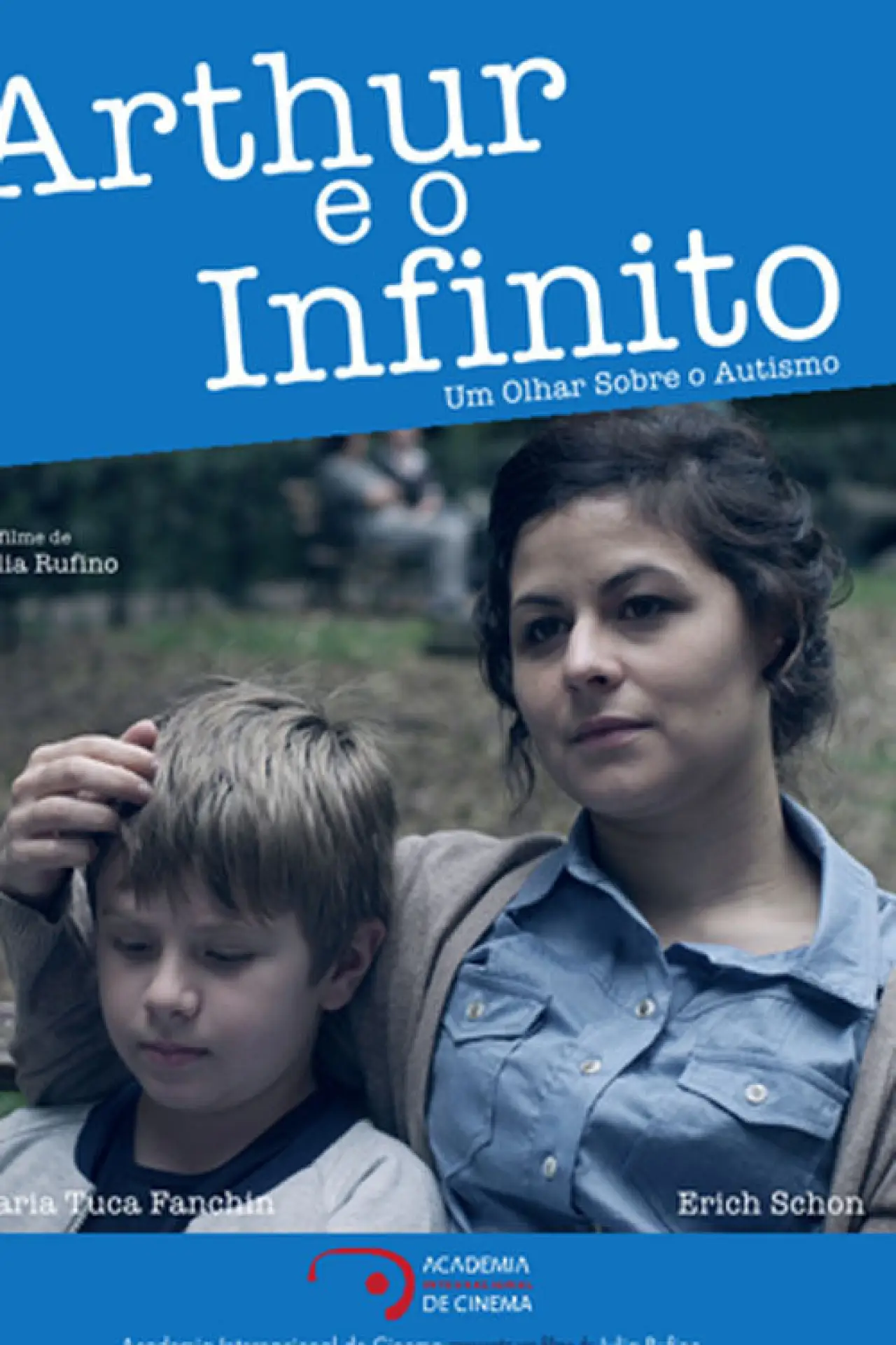 Plakat filmowy "Arthur e o Infinito - Um Olhar Sobre o Autismo"