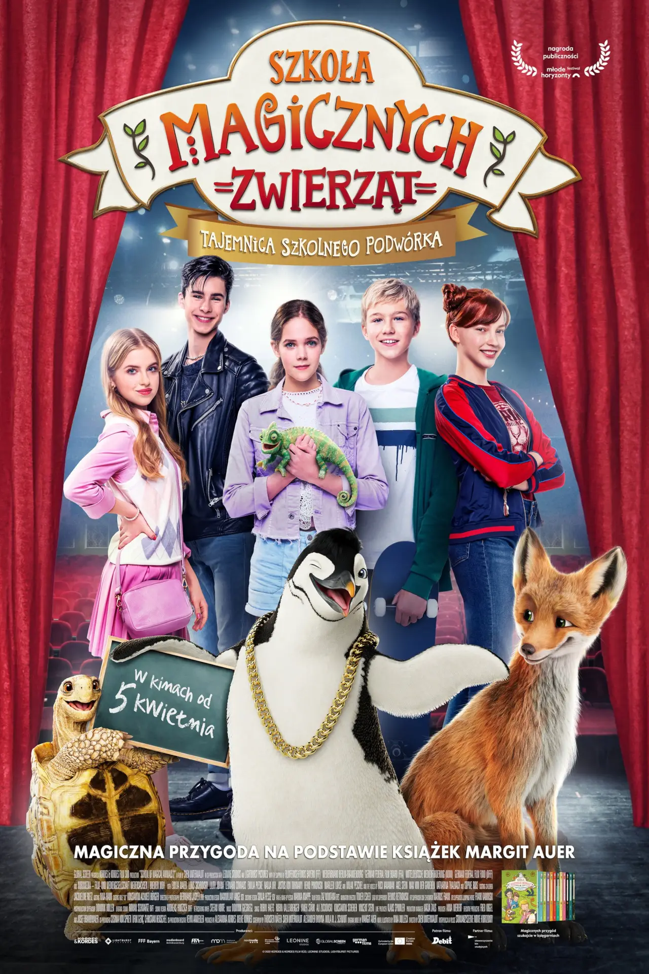 Plakat filmowy "Szkoła magicznych zwierząt. Tajemnica szkolnego podwórka"