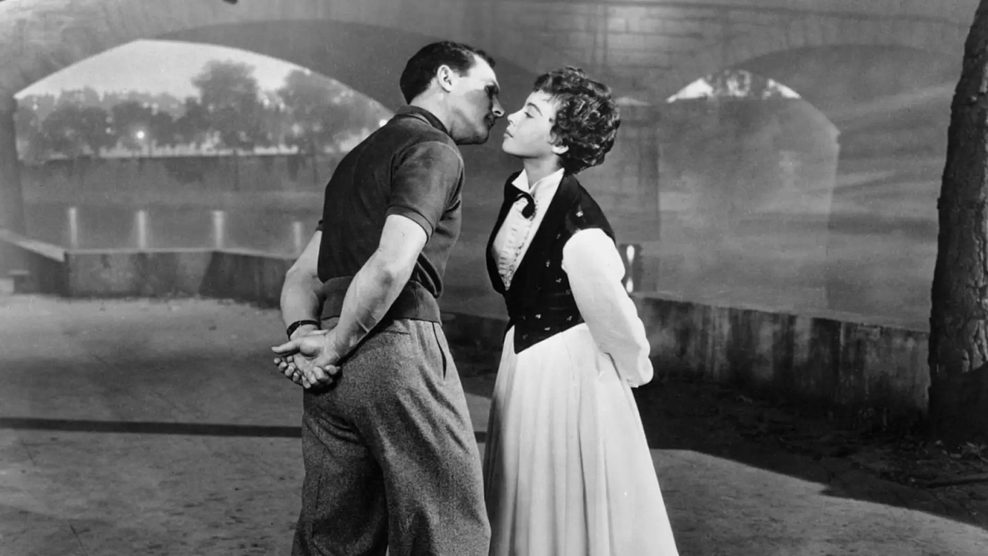 Wideo do filmu Amerykanin w Paryżu — ‘An American in Paris’ Play by Play with Dave Karger | TCM Musical Matinee