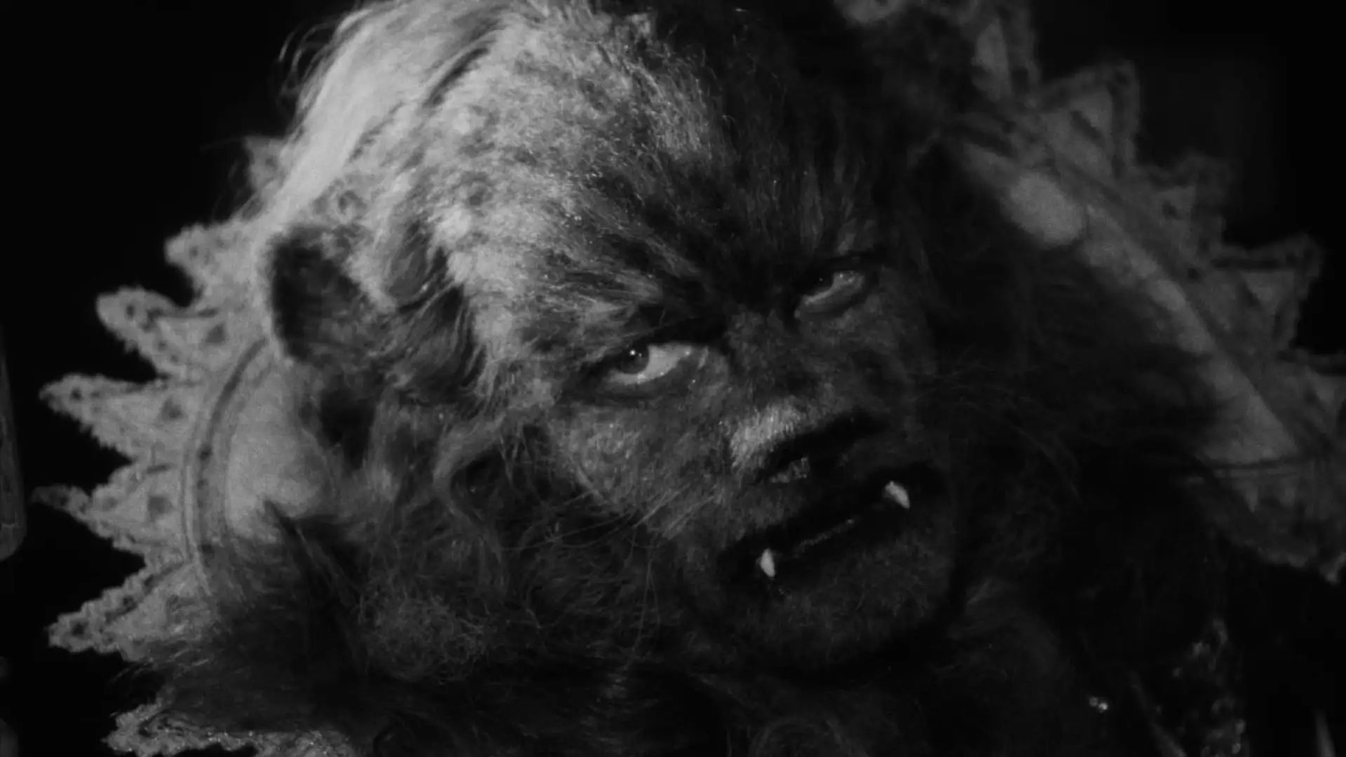 Wideo do filmu Piękna i Bestia — La Belle et la bête (1946) - Trailer