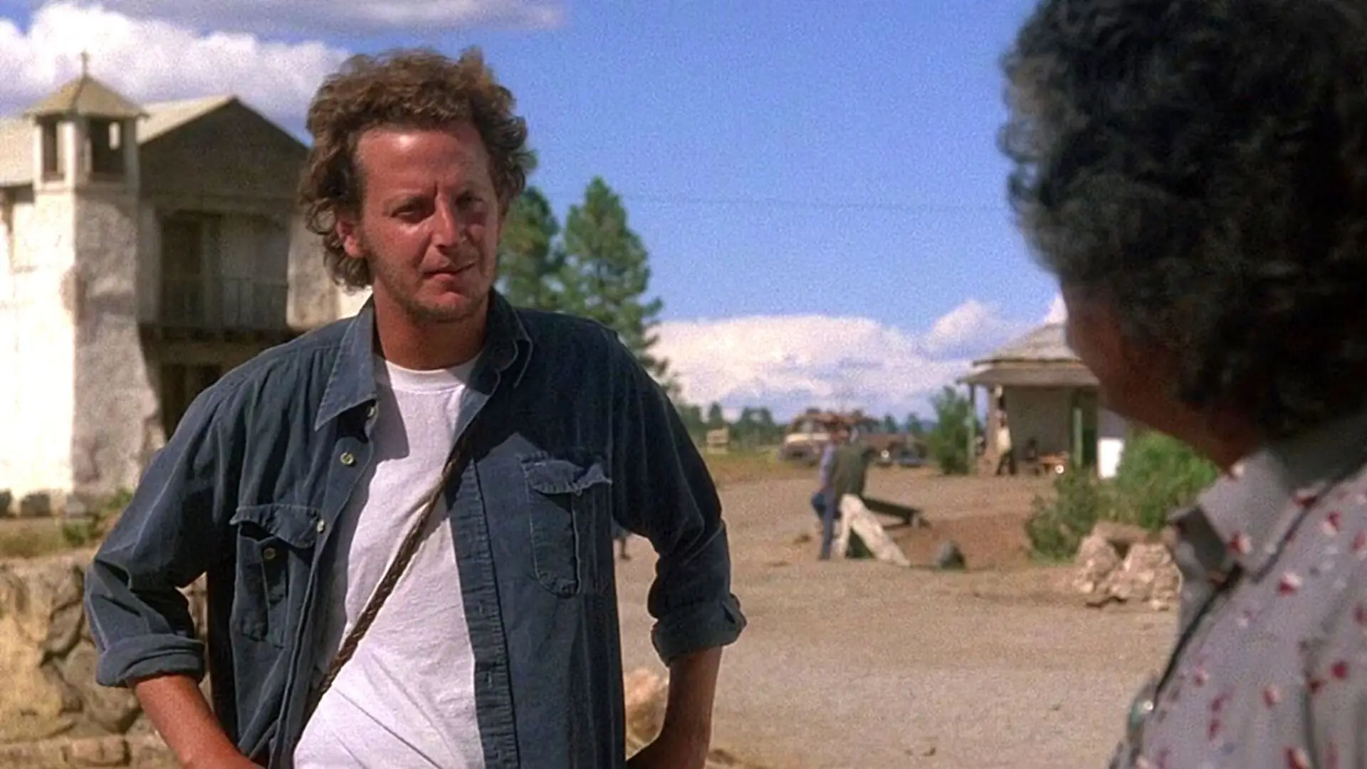 Wideo do filmu Fasolowa wojna — The Milagro Beanfield War Official Trailer #1 - John Heard Movie (1988) HD