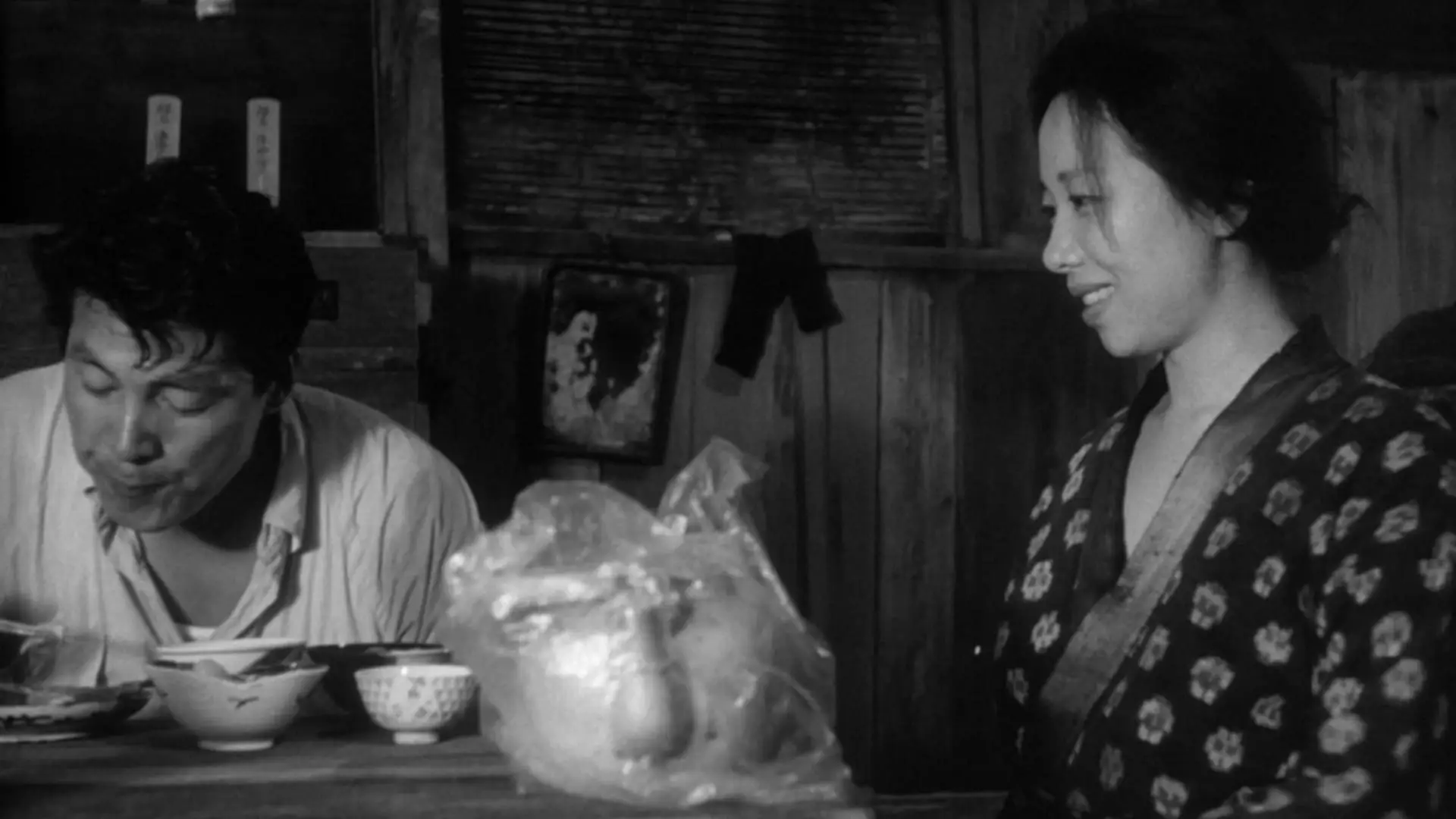 Wideo do filmu Kobieta z wydm — Woman in the Dunes (1964) ORIGINAL TRAILER [HD 1080p]