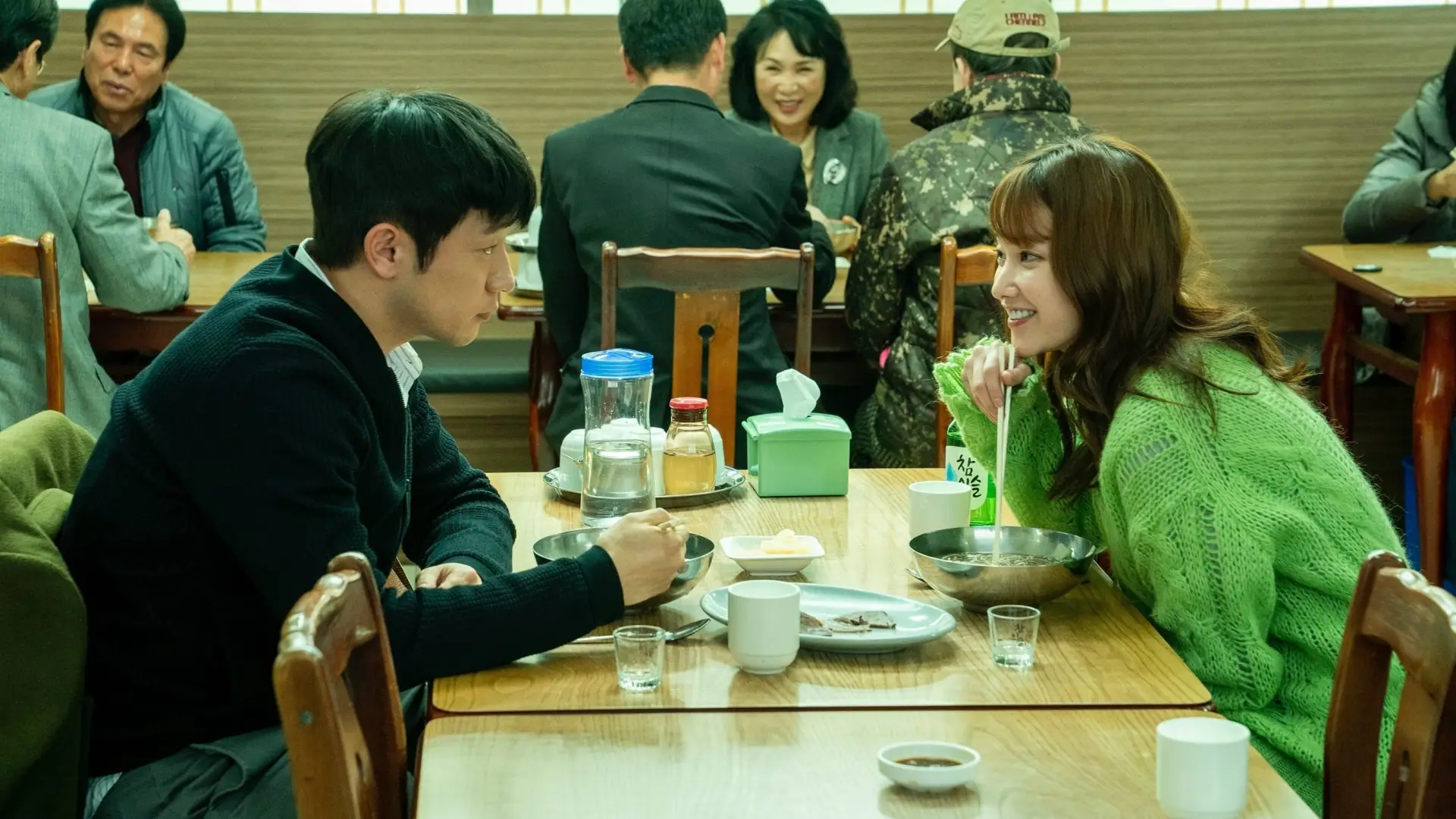 Wideo do filmu 연애 빠진 로맨스 — NOTHING SERIOUS Official Int'l Main Trailer