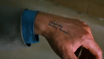 Zasłona do filmu "Memento" #1576353