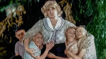 Zasłona do filmu "Dziwolagi" #186119