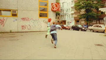 Zasłona do filmu "Biegnij Lola, biegnij" #694544