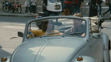 Zasłona do filmu "La Boum 2" #1834548