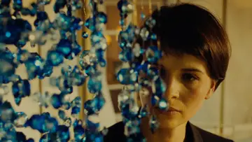 Zasłona do filmu "Trzy kolory: Niebieski" #729236