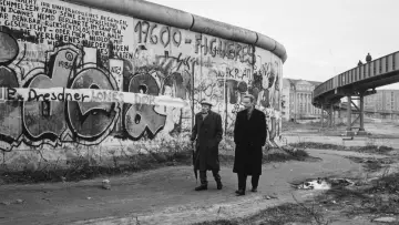 Zasłona do filmu "Niebo nad Berlinem" #754393