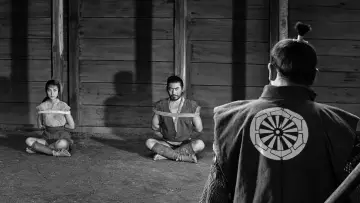 Zasłona do filmu "Ukryta forteca" #1648177