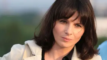 Zasłona do filmu "Rozstania i powroty" #1527565