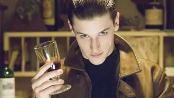 Zasłona do filmu "Hannibal. Po drugiej stronie maski" #294834