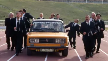 Zasłona do filmu "Torrente: Przygłupia ręka sprawiedliwości" #360294