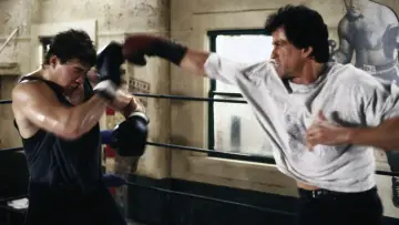 Zasłona do filmu "Rocky V" #319456