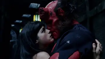 Zasłona do filmu "Hellboy" #634625