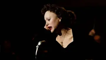 Zasłona do filmu "Niczego nie żałuję - Edith Piaf" #215134