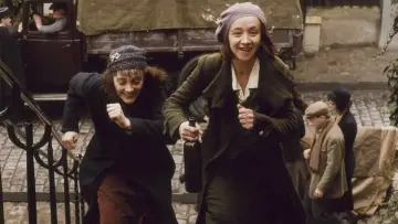 Zasłona do filmu "Niczego nie żałuję - Edith Piaf" #215138