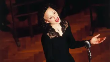 Zasłona do filmu "Niczego nie żałuję - Edith Piaf" #215141