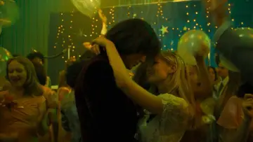 Zasłona do filmu "Przekleństwa Niewinności" #703944