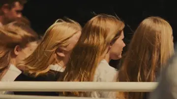 Zasłona do filmu "Przekleństwa Niewinności" #703966