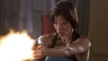 Zasłona do filmu "Resident Evil 2: Apokalipsa" #340759