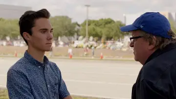 Zasłona do filmu "Fahrenheit 9.11" #387764