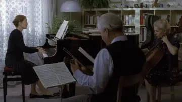 Zasłona do filmu "Pianistka" #701121