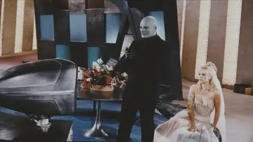 Zasłona do filmu "Fantomas powraca" #995390