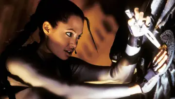 Zasłona do filmu "Lara Croft Tomb Raider: Kolebka życia" #703095