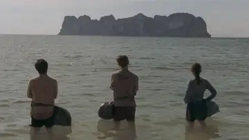 Zasłona do filmu "Niebiańska plaża" #863376