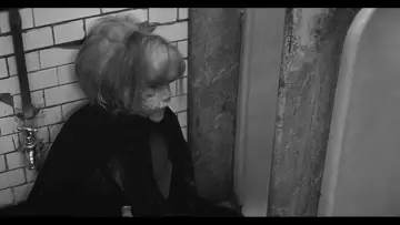 Zasłona do filmu "Człowiek słoń" #681236
