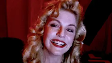 Zasłona do filmu "Miasteczko Twin Peaks: Ogniu krocz za mną" #643194