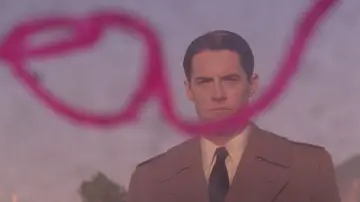 Zasłona do filmu "Miasteczko Twin Peaks: Ogniu krocz za mną" #643241