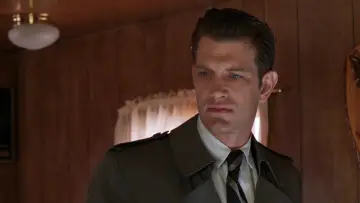 Zasłona do filmu "Miasteczko Twin Peaks: Ogniu krocz za mną" #643253