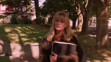 Zasłona do filmu "Miasteczko Twin Peaks: Ogniu krocz za mną" #806856